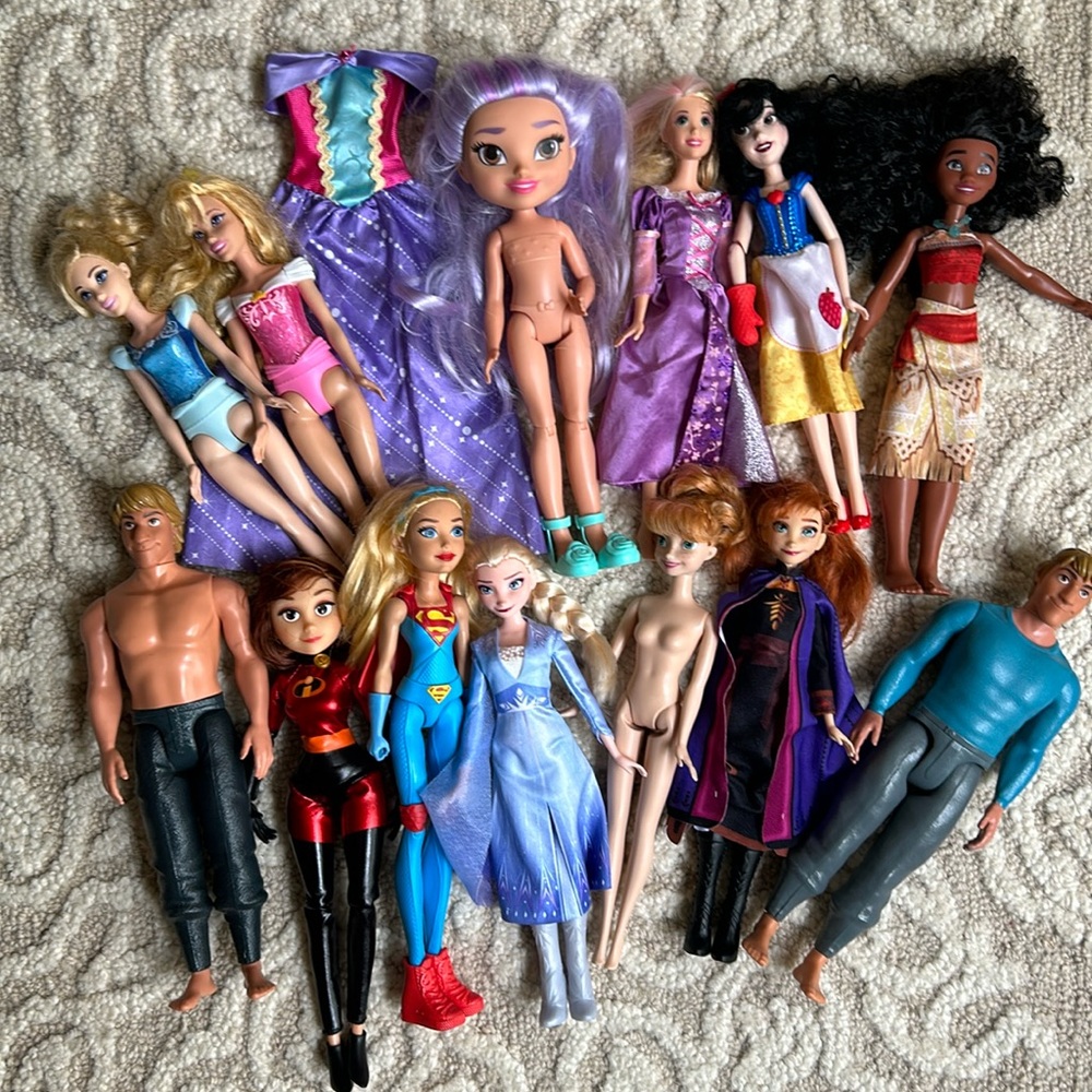 Big Mattel Disney Princess Doll Lot with Frozen Dolls Moana and more